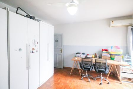 Casa à venda com 155m², 2 quartos e 3 vagasQuarto 1