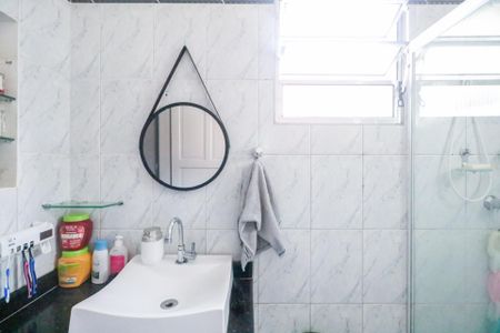 Casa à venda com 155m², 2 quartos e 3 vagasBanheiro