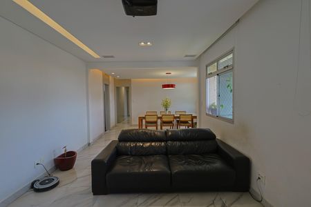 Apartamento à venda com 110m², 3 quartos e 2 vagas Apartamento à venda com 110m², 3 quartos e 2 vagasSala