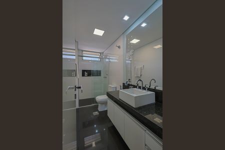 Apartamento à venda com 110m², 3 quartos e 2 vagas Apartamento à venda com 110m², 3 quartos e 2 vagasBanheiro