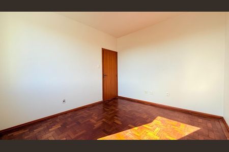 Apartamento para alugar com 71m², 2 quartos e sem vagaQuarto 2