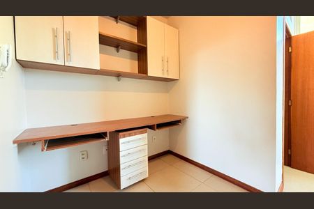 Apartamento para alugar com 71m², 2 quartos e sem vagaQuarto 1