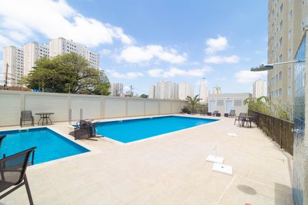 Apartamento para alugar com 43m², 2 quartos e 1 vaga Apartamento para alugar com 43m², 2 quartos e 1 vagaÁrea comum - Piscina