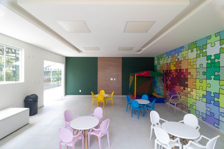 Apartamento para alugar com 43m², 2 quartos e 1 vaga Apartamento para alugar com 43m², 2 quartos e 1 vagaÁrea comum - Brinquedoteca