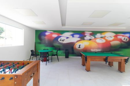 Apartamento para alugar com 43m², 2 quartos e 1 vaga Apartamento para alugar com 43m², 2 quartos e 1 vagaÁrea comum - Salão de jogos
