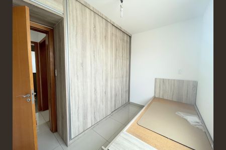 Apartamento à venda com 79m², 2 quartos e 1 vagaQuarto 2