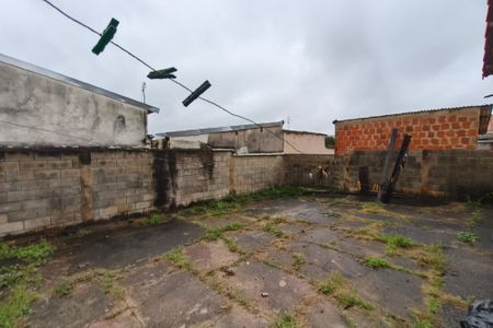 Casa à venda com 77m², 3 quartos e 2 vagas Casa à venda com 77m², 3 quartos e 2 vagasQuintal