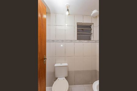 Banheiro de casa para alugar com 1 quarto, 30m² em Sacoma, São Paulo