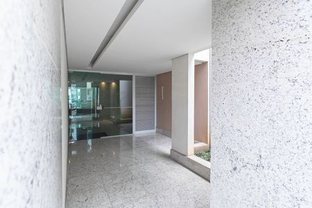 Apartamento à venda com 61m², 2 quartos e 2 vagas Apartamento à venda com 61m², 2 quartos e 2 vagasHall social