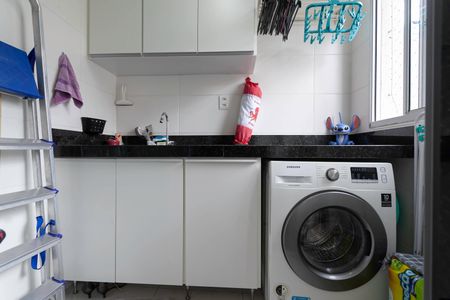 Apartamento à venda com 61m², 2 quartos e 2 vagas Apartamento à venda com 61m², 2 quartos e 2 vagasÁrea de serviço