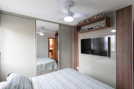 Apartamento à venda com 61m², 2 quartos e 2 vagas Apartamento à venda com 61m², 2 quartos e 2 vagasSuíte