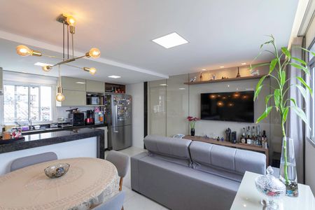 Sala/Cozinha de apartamento à venda com 2 quartos, 61m² em Renascença, Belo Horizonte