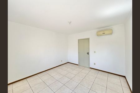 Quarto 1 de casa para alugar com 2 quartos, 100m² em Centro, São Leopoldo
