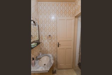 Casa à venda com 261m², 5 quartos e 2 vagasBanheiro da Suíte