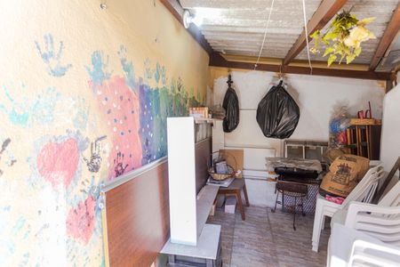 Casa à venda com 261m², 5 quartos e 2 vagasQuarto de Despejo da Área da Churrasqueira