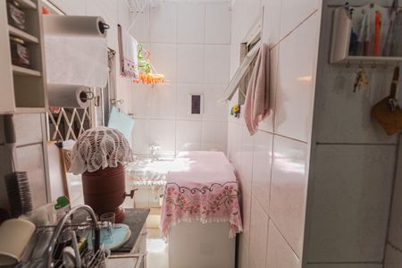 Casa à venda com 261m², 5 quartos e 2 vagasCozinha da Casa de Fundos