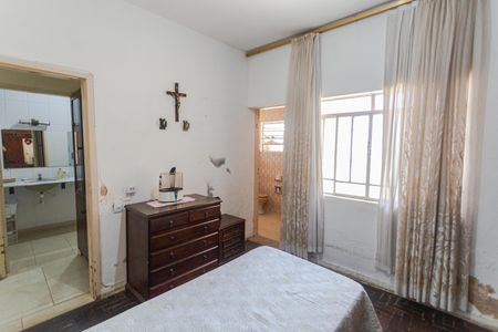 Casa à venda com 261m², 5 quartos e 2 vagasSuíte