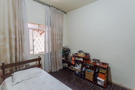 Casa à venda com 261m², 5 quartos e 2 vagasQuarto 2