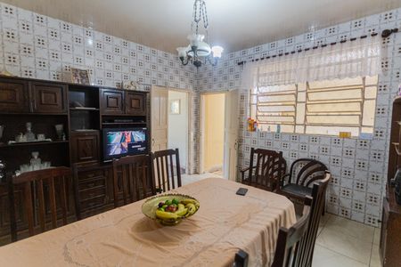 Casa à venda com 261m², 5 quartos e 2 vagasCopa