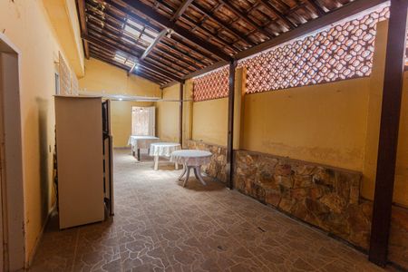 Casa à venda com 261m², 5 quartos e 2 vagasÁrea Privativa