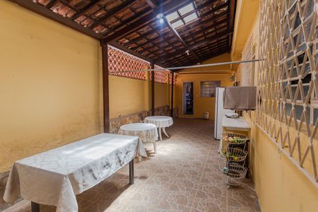 Casa à venda com 261m², 5 quartos e 2 vagasÁrea Privativa