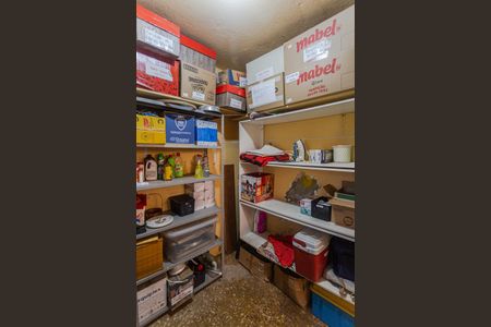 Casa à venda com 261m², 5 quartos e 2 vagasQuarto de Despejo 1