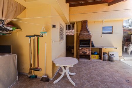 Casa à venda com 261m², 5 quartos e 2 vagasÁrea da Churrasqueira