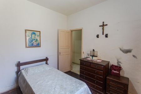 Casa à venda com 261m², 5 quartos e 2 vagasSuíte