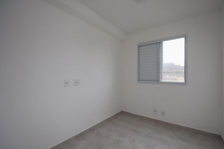 Quarto 2 de apartamento para alugar com 2 quartos, 40m² em Vila Plana, São Paulo