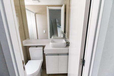 Banheiro de apartamento à venda com 2 quartos, 41m² em Jardim Parque Morumbi, São Paulo