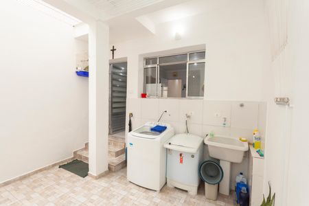 Casa à venda com 120m², 3 quartos e 1 vagaÁrea de Serviço