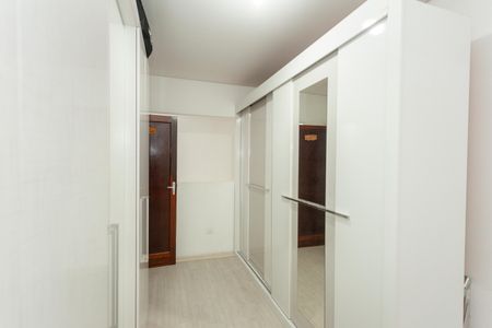 Casa à venda com 120m², 3 quartos e 1 vagaCloset
