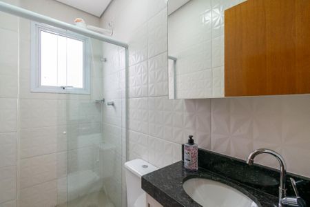 Banheiro  de apartamento para alugar com 1 quarto, 32m² em Parque Jabaquara, São Paulo