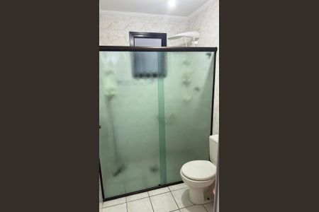 Banheiro de apartamento para alugar com 1 quarto, 45m² em Aviação, Praia Grande