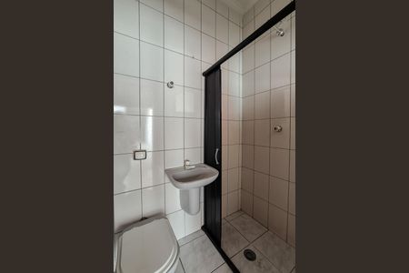 Casa à venda com 172m², 3 quartos e 2 vagasBanheiro de serviço