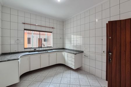 Casa à venda com 172m², 3 quartos e 2 vagasCopa e cozinha