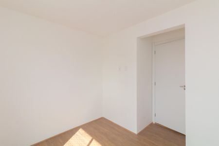 Quarto 2 de apartamento para alugar com 2 quartos, 31m² em Vila Carmosina, São Paulo