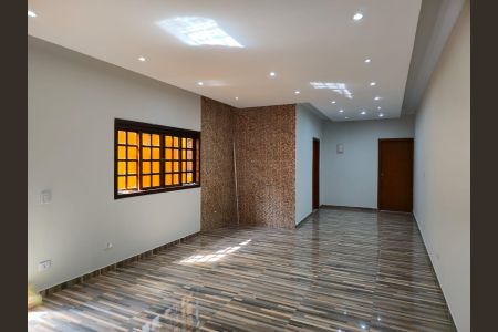 Sala  de casa para alugar com 2 quartos, 120m² em Vila Paraiso, Guarulhos