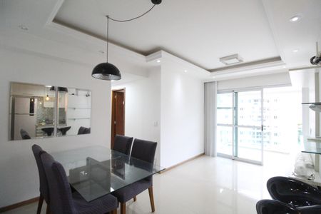 Sala de apartamento para alugar com 3 quartos, 86m² em Barra Olímpica, Rio de Janeiro