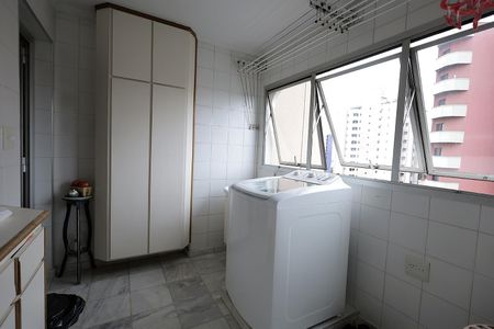 Apartamento à venda com 140m², 3 quartos e 2 vagasÁrea de Serviço
