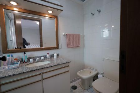 Apartamento à venda com 140m², 3 quartos e 2 vagasBanheiro Suíte 3