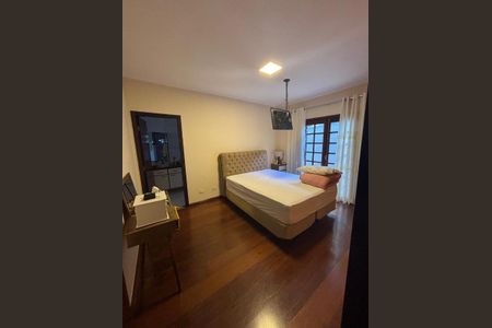 Foto 16 de casa à venda com 4 quartos, 210m² em City Bussocaba, Osasco