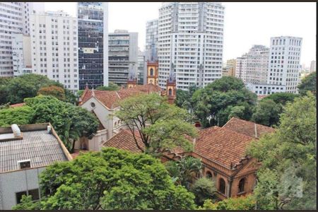 Apartamento à venda com 3 quartos, 300m² em Centro, Belo Horizonte