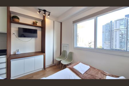 Quarto  de kitnet/studio para alugar com 1 quarto, 20m² em Lapa, São Paulo