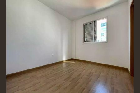 Apartamento para alugar com 120m², 4 quartos e 3 vagasQuarto