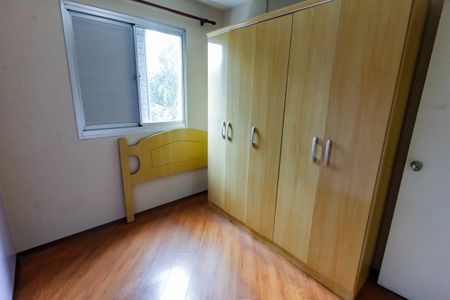 Quarto 1 de apartamento para alugar com 2 quartos, 49m² em Conjunto Promorar Raposo Tavares, São Paulo