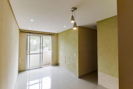 Sala de apartamento para alugar com 2 quartos, 49m² em Conjunto Promorar Raposo Tavares, São Paulo