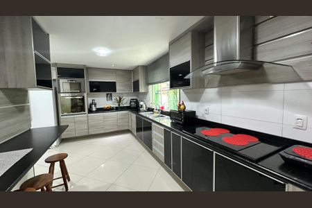 Cozinha de casa de condomínio à venda com 4 quartos, 450m² em Vargem Grande, Rio de Janeiro