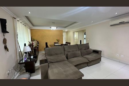 Sala de casa de condomínio à venda com 4 quartos, 450m² em Vargem Grande, Rio de Janeiro