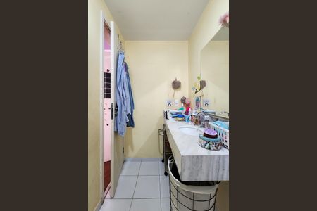 Apartamento à venda com 130m², 3 quartos e 2 vagasBanheiro da Suíte 3